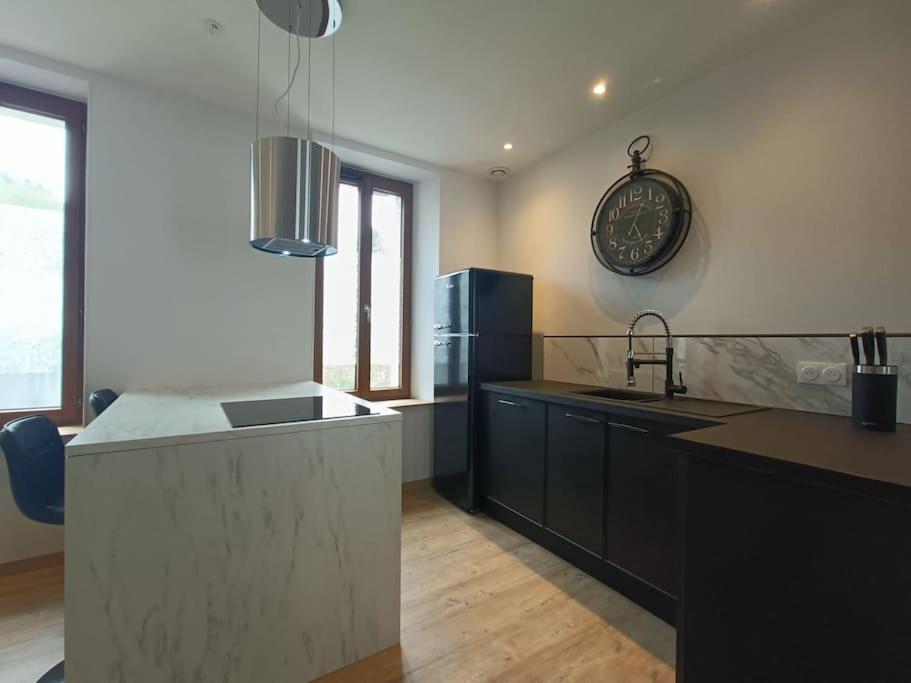 # Le Beffroi# Maison# Murol Eksteriør bilde